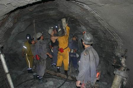 东湖工程爆破中的危险因素分析以及应对工程爆破危险的措施